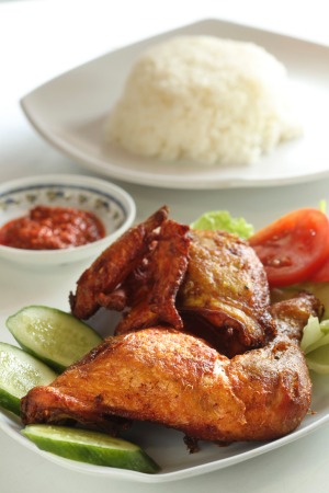 Ayam Goreng 99文章领先