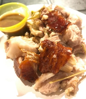 Lechon(猪肉)是一个最喜欢的民族菜。
