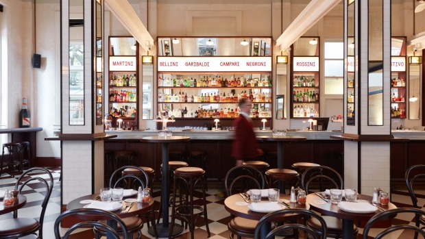 Trunk已经变成了纽约意大利餐厅Pepe’s Italian & Liquor。