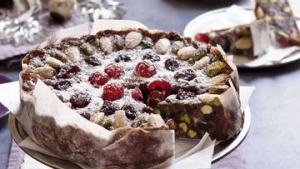Paneforte Bianco Natale配白巧克力，开心果，杏仁和樱桃。
