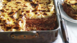 尼尔·佩里（Neil Perry）的布法罗·马苏里拉（Buffalo Mozzarella Lasagne）。