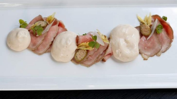 象征：Vitello Tonnato。