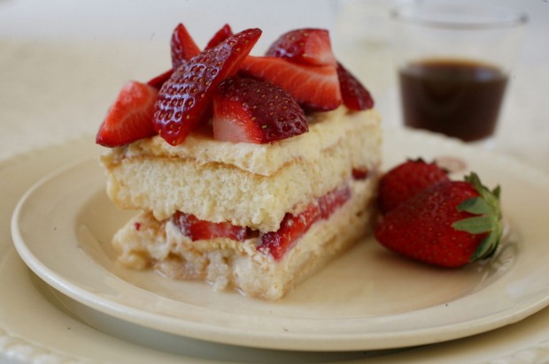 咖啡 - 免费草莓Tiramisu <a ...