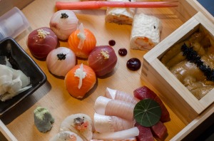 豪华寿司盒在墨尔本Kisume日本餐厅。
