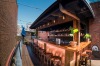 Union Electric的新屋顶杜松园。