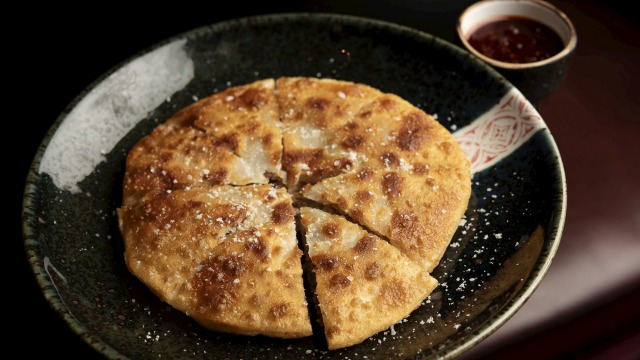 Spice Temple的北方华人羊肉煎饼是一个棒状赢家。