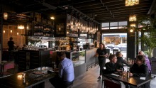 Glen Eira Road上的克利福德是RIPPONLEA的新披萨环聊。