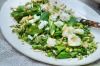 春天Tabbouleh用豌豆，芦笋和蚕豆。