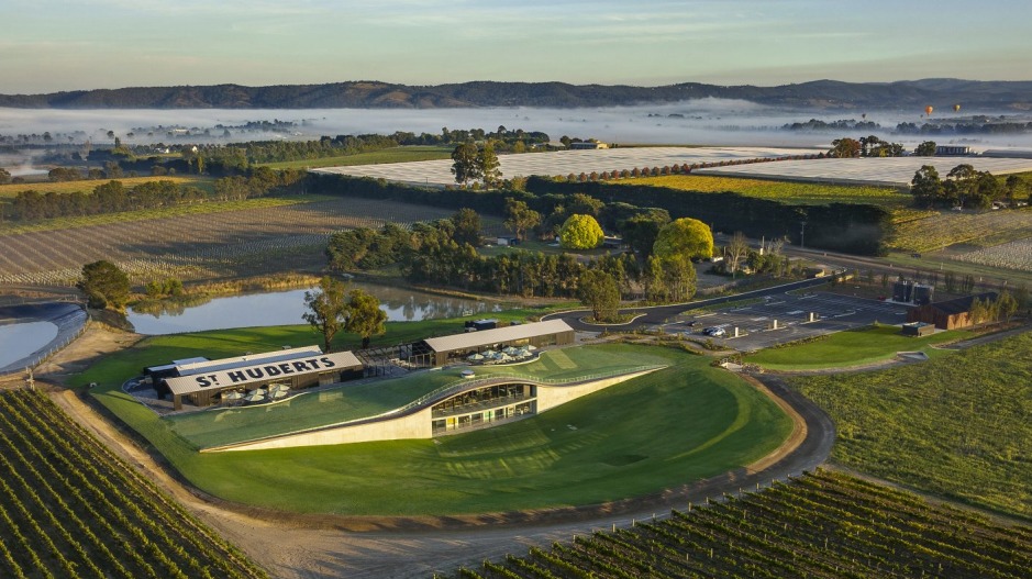 Hubert Estate的鸟瞰图，是历史悠久的Yarra Valley Winery St Hubert's的更新。